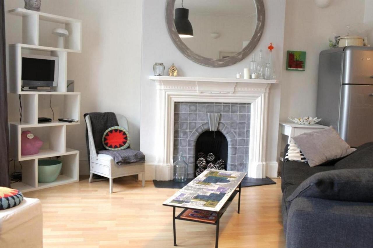 Apartamento Trendy 2Bd Flat In West Hampstead Londres Exterior foto