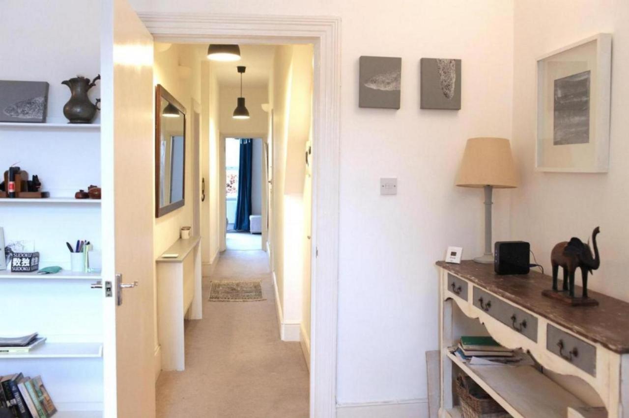 Apartamento Trendy 2Bd Flat In West Hampstead Londres Exterior foto