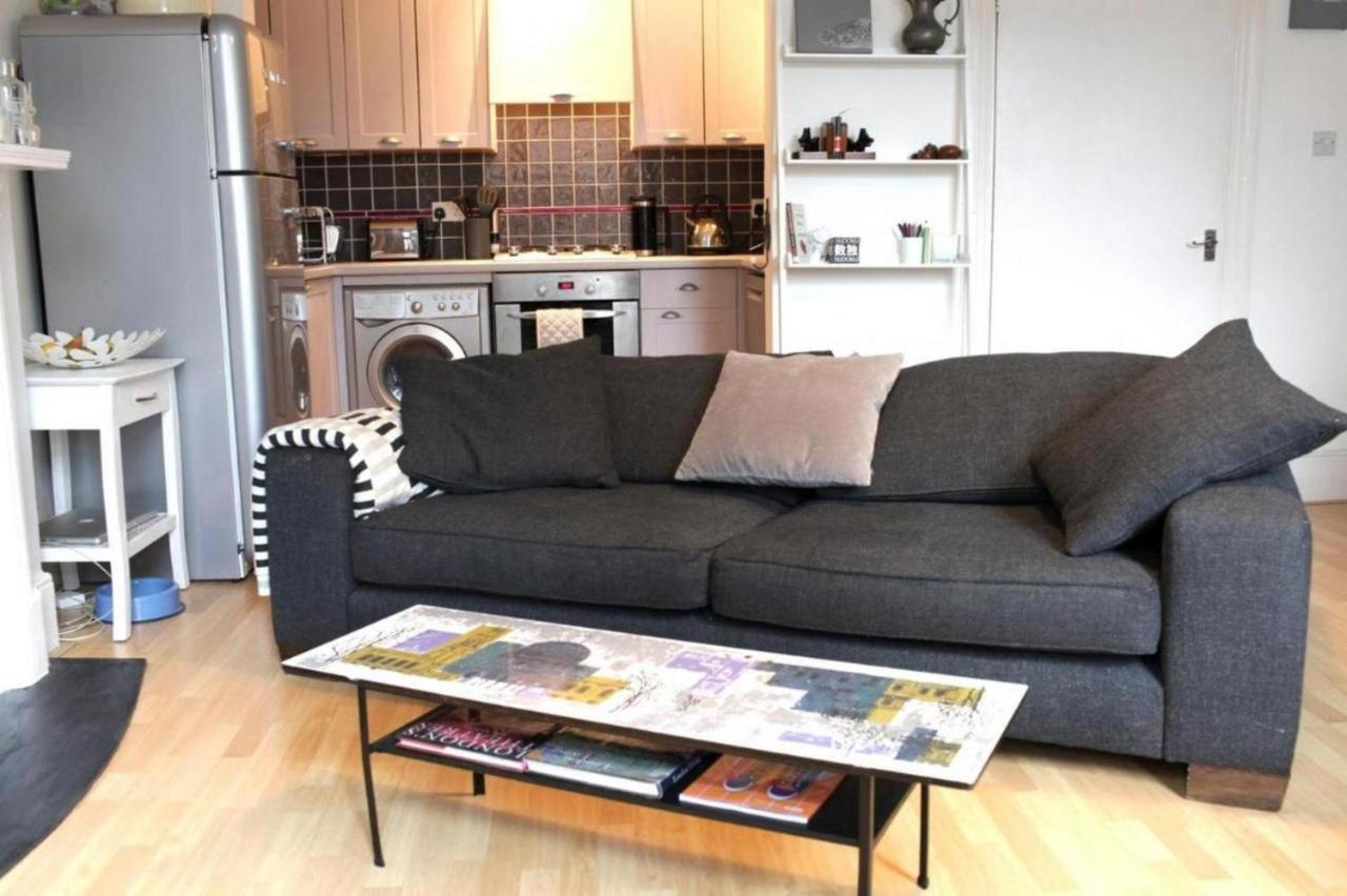 Apartamento Trendy 2Bd Flat In West Hampstead Londres Exterior foto