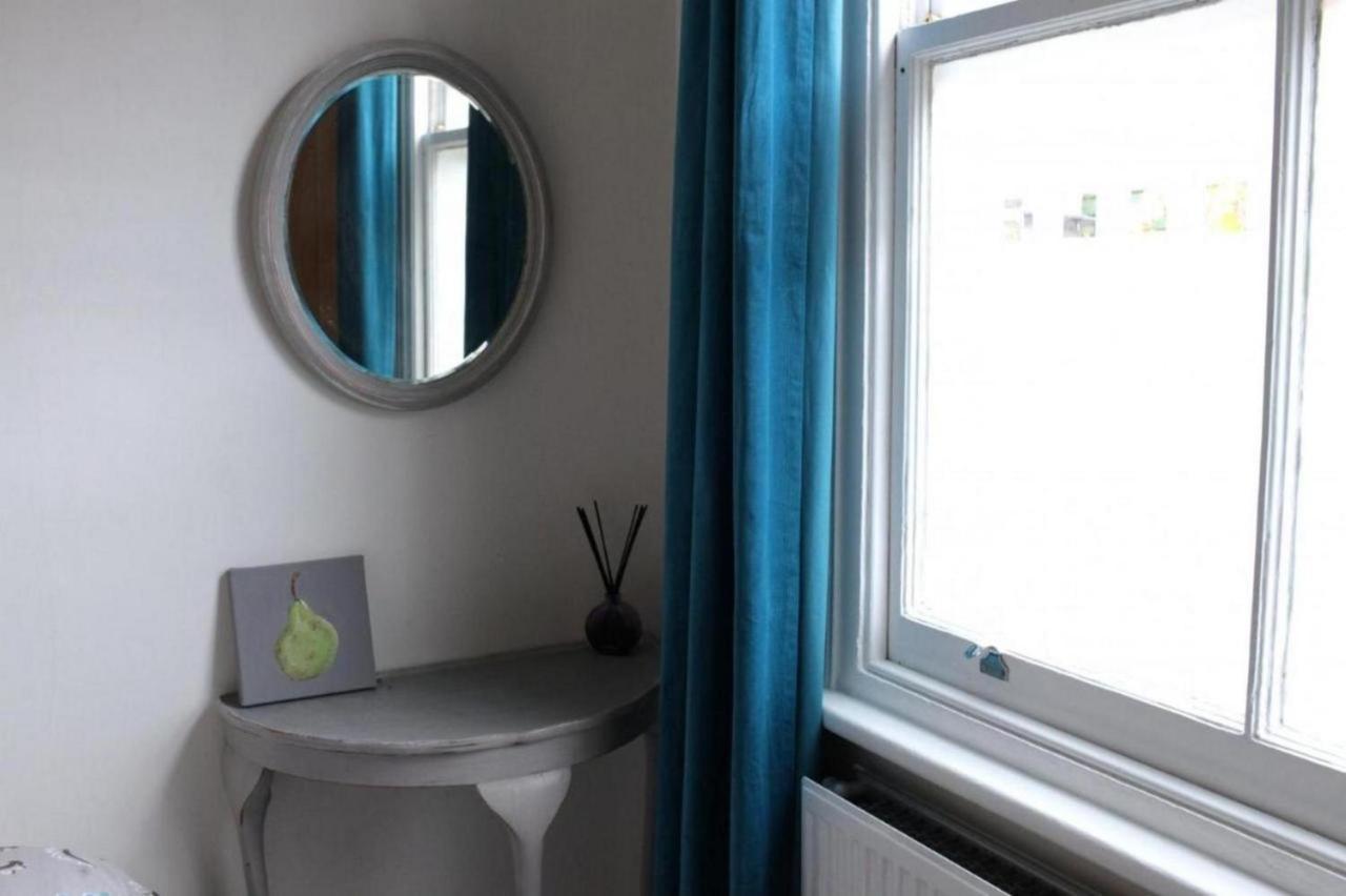 Apartamento Trendy 2Bd Flat In West Hampstead Londres Exterior foto